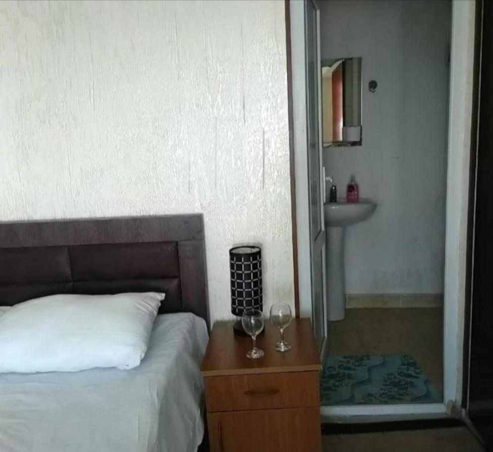 Geno Guest House Квариати Стая снимка