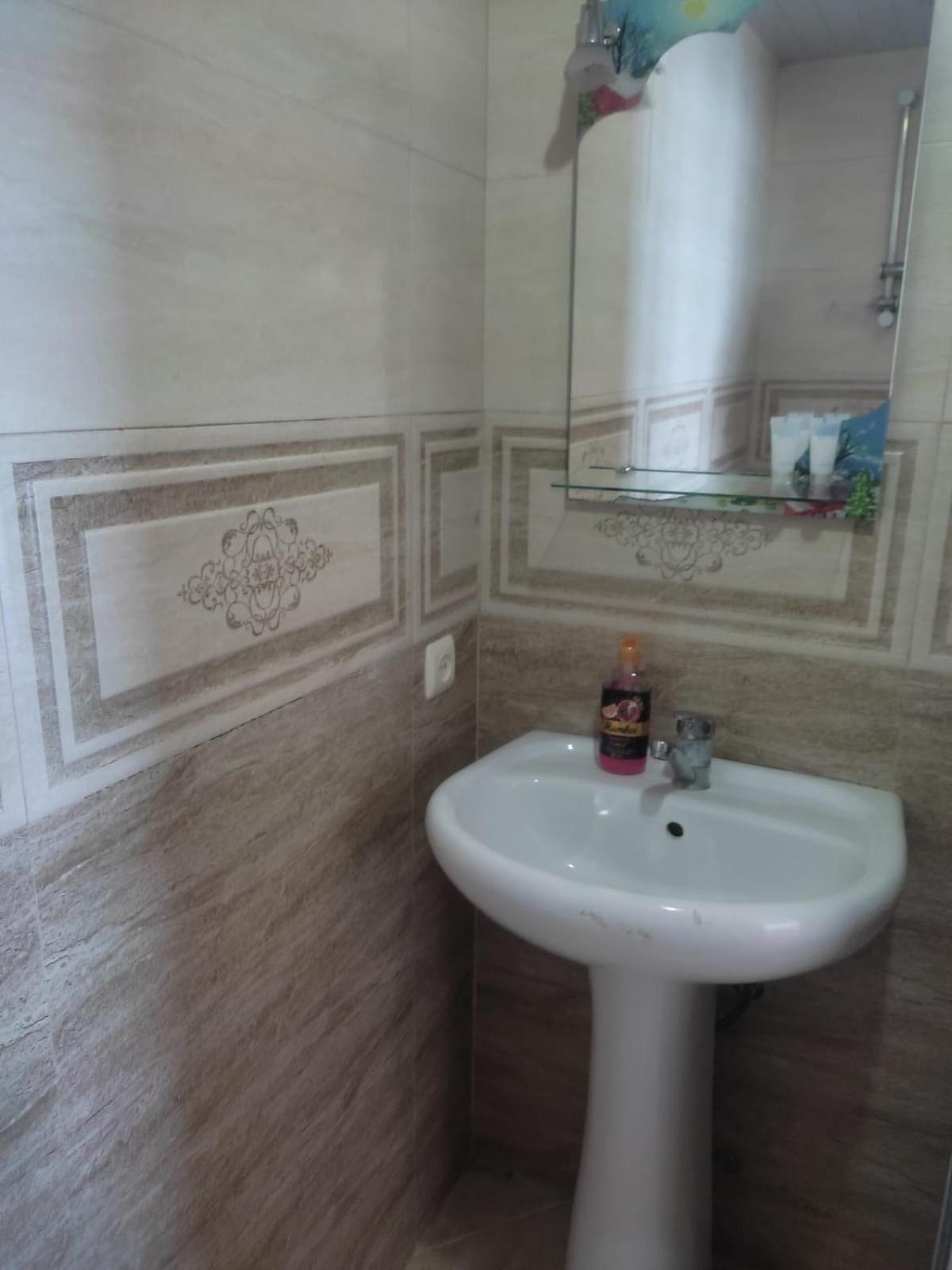 Geno Guest House Квариати Стая снимка